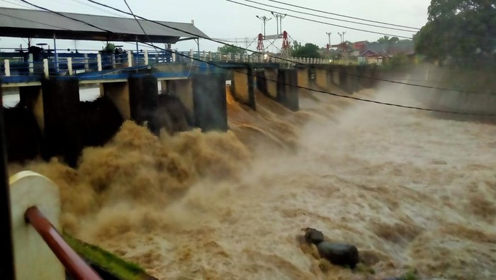 Bendung Katulampa di Bogor siaga 3 (dok. Istimewa)
