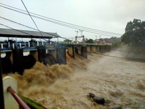 Puncak Bogor Hujan Deras, Bendung Katulampa Siaga 3