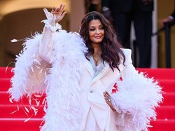 Foto: Last Glam Look! Ini Deretan Gaya Para Bintang di Penutupan Cannes 2026