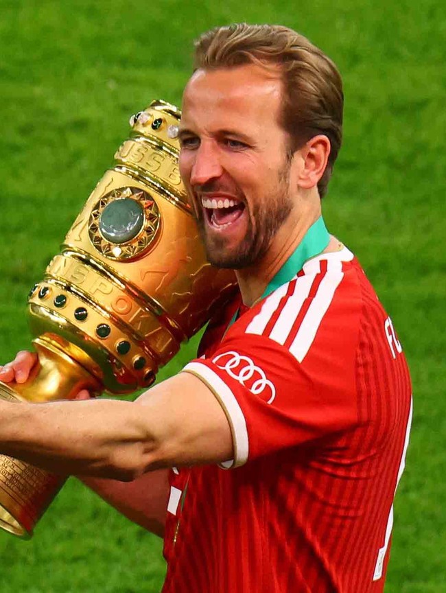 Harry Kane Jadi Pahlawan, Bayern Munich Tutup Musim dengan Dua Gelar