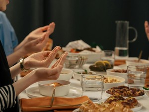 Doa Niat Puasa Tasua 9 Muharram Sekaligus Qadha Ramadan