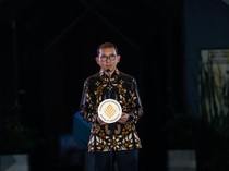 Buka Peringatan Hari Keris Nasional, Menbud Tekankan Perkuat Literasi Keris