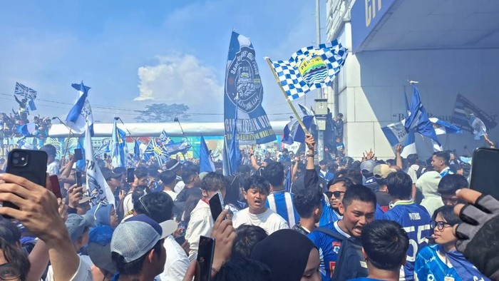 Konvoi Persib Kawasan Bandung Indah Plaza (BIP), Minggu (24/5/2026)