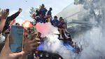 Penampakan Arak-arakan Persib di Tengah Lautan Bobotoh