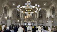 Terdapat sistem insulasi termal untuk menciptakan suasana nyaman dan menangkap panas di seluruh area masjid serta penggunaan material konstruksi yang tahan lama. Foto: Anadolu via Getty Images/Anadolu