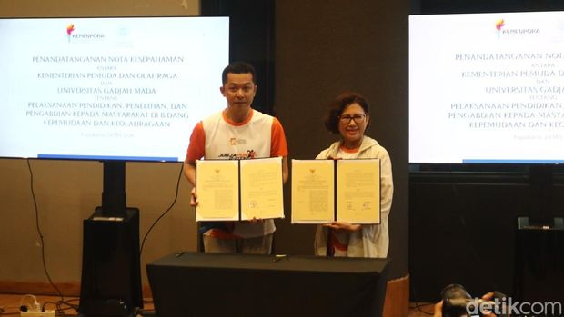 Penandatanganana MoU antara UGM dengan Kemenpora di bidang pemuda dan olahraga, Minggu (25/5/2026) Penandatanganana MoU antara UGM dengan Kemenpora di bidang pemuda dan olahraga, Minggu (25/5/2026)