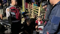 Polisi Tangkap 3 Remaja Hendak Tawuran di Jakpus, 2 Sajam Disita