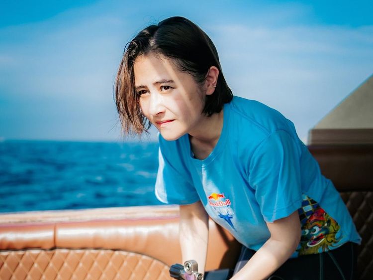 Aksi Prilly Latuconsina Jadi Rescue Diver