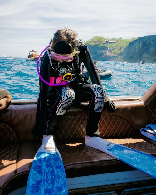 Prilly Latuconsina jadi Rescue Diver