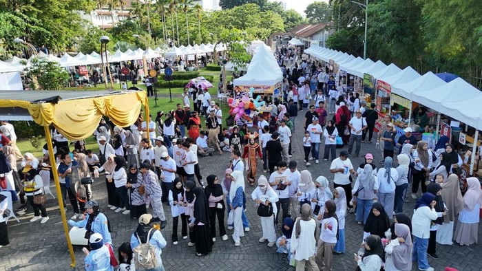 Suasana keramaian di puncak Milad ke-45 UMY, Minggu (24/5/2026).