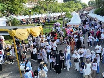 Meriah! Puncak Milad ke-45 UMY Gandeng 100 UMKM-Bagikan 1.500 Jamu Gratis