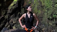 Wendy Walters Bak Lara Croft, Rappeling di Gua Jomblang dan Ngeleng