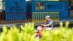 Wisata Air Kalimalang Belum Rampung, Kontainer Warna-warni Kena Vandalisme