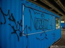 Wisata Air Kalimalang Belum Rampung, Kontainer Warna-warni Kena Vandalisme