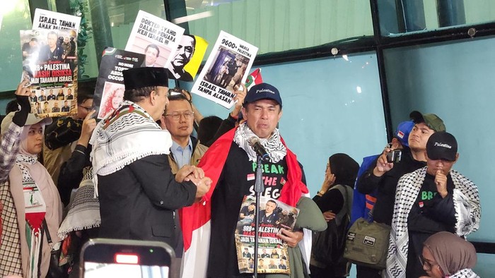 WNI relawan Global Sumud Flotilla 2026 tiba di Bandara Soetta