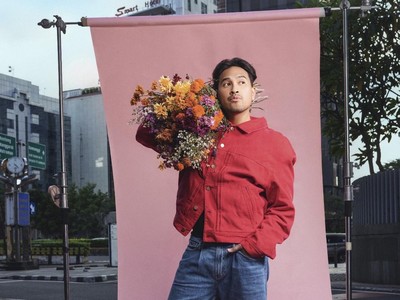 Lirik dan Chord 2001x dari Adrian Khalif Lengkap dengan Maknanya