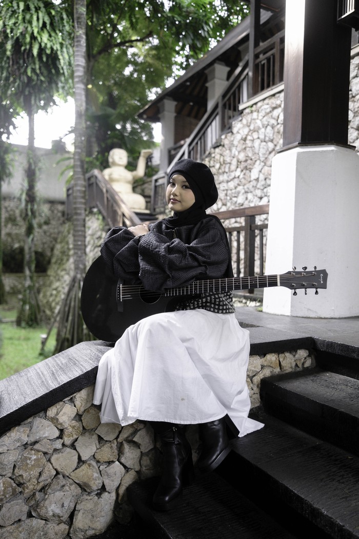 Penyanyi pendatang baru Indonesia Alala Zahra.