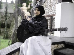 Alala Zahra Sempurnakan Debut, Siapkan Video Klip Bundaku Tersayang