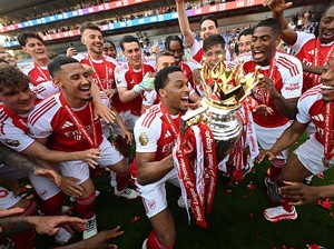 Perayaan Juara Arsenal Pecahkan Rekor