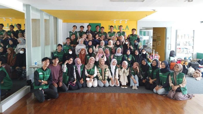 Beragam aktivitas penerima Beasiswa Kalla tahun 2025.