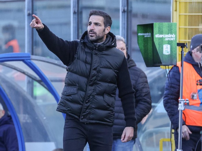 Cesc Fabregas, the head coach of Como 1907, is pictured during the Serie BKT match between Como and Feralpisalo in Como, Italy, on November 25, 2023. (Photo by Stefano Nicoli/NurPhoto via Getty Images)