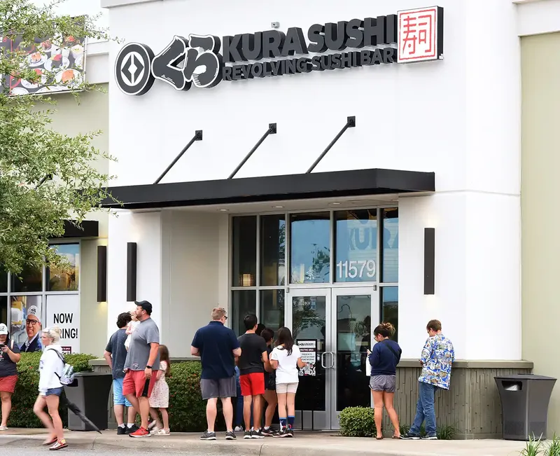 Donald Trump Tertarik Bisnis Kuliner, Beli Saham Restoran Sushi Rp88 M!