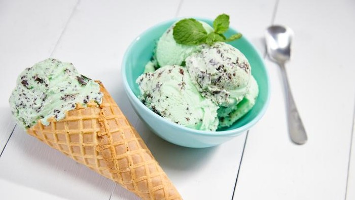 Es krim mint chocolate chip
