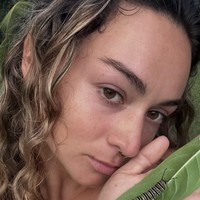 Berbasis di North Carolina, Gabbie Gonzale merupakan influencer dengan pengikut ratusan ribu di Instagram dan TikTok. Dia kerap memposting gaya hidup yang dekat dengan alam.  Foto: dok. Instagram @gabbieegonzalez