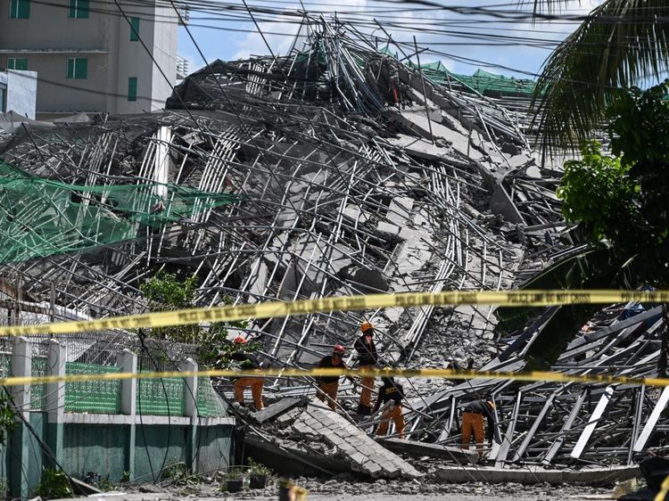 Gedung 9 Lantai Runtuh di Filipina, 17 Orang Masih Terjebak