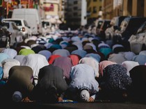 6 Sunnah Nabi Sebelum Sholat Idul Adha, Kenapa Dianjurkan Tidak Makan Dulu?