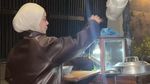 Intip Keseruan Lesti Kejora Jualan Bakso Keliling Pakai Motor