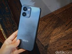Menggenggam iQOO Z11 & Z11x, HP Baterai Raksasa Harga Rp 3 Jutaan