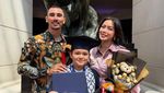 El Barack Lulus SD, Jessica Iskandar Bangga Banget