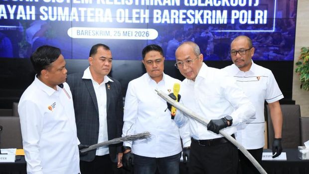 Konpres hasil investigasi gangguan sistem kelistrikan (BLACKOUT) di wilayah Sumatera oleh Bareskrim Polri. (Dok. Bareskrim)