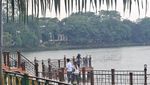Rekomendasi Libur Long Weekend: Naik Bebek-bebekan di Setu Babakan