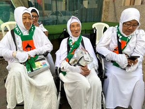 Jemaah Haji Tertua di Dunia 2026 Berasal dari Kediri, Berusia 104 Tahun