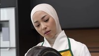 Gaya Nikita Willy Masak Disorot, Pakai Baju Putih dan Jam Tangan Rp 1,1 M