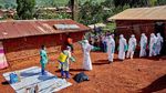 Palang Merah dan Tenaga Medis Berjuang Hentikan Penyebaran Ebola