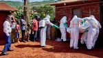 Palang Merah dan Tenaga Medis Berjuang Hentikan Penyebaran Ebola
