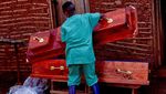 Palang Merah dan Tenaga Medis Berjuang Hentikan Penyebaran Ebola