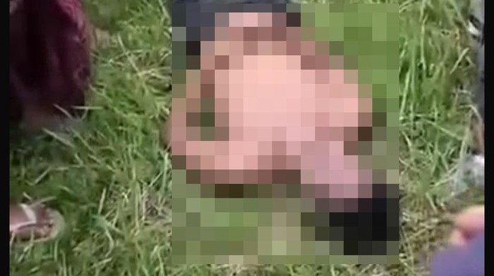 Pemuda Jember ditemukan tewas diduga terseret arus saat mandi dalam keadaan mabuk.