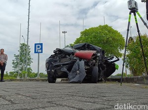 Polisi Olah TKP Kecelakaan Maut Anggota DPR Gus Hilman Pakai Metode TAA