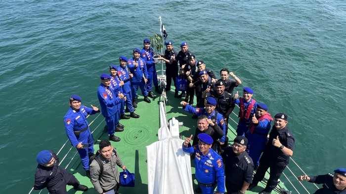 Rendezvous Polda Riau dan Polisi Malaysia perkuat keamanan maritim di Selat Malaka, Senin (25/5/2026).