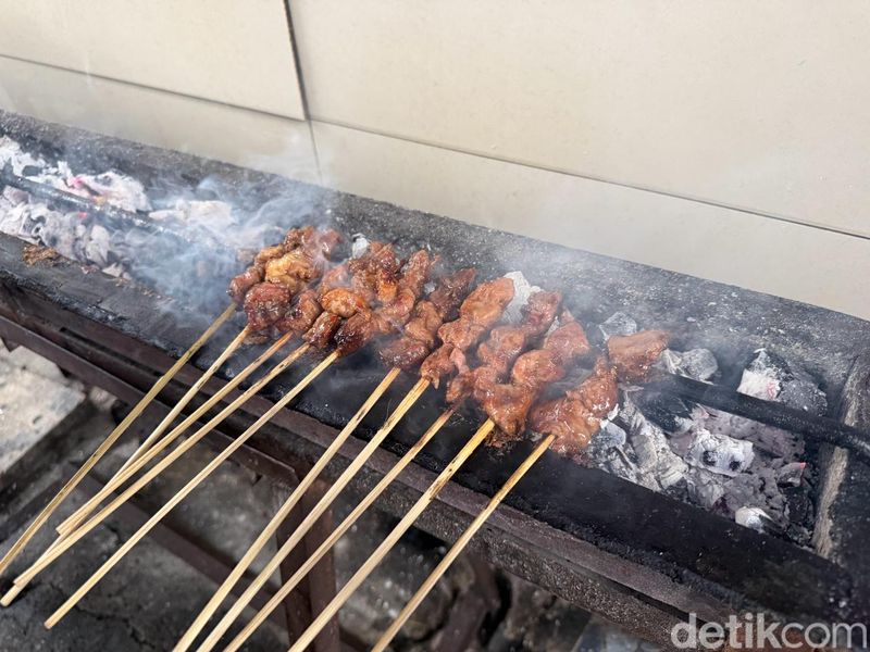 Sate Keroncong Sederhana Jatinegara Sate Keroncong Sederhana Jatinegara