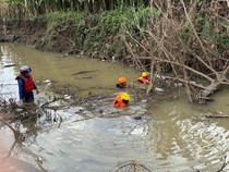 Lansia di Wajo Hilang Usai Terjatuh di Irigasi Dekat Rumahnya, Tim SAR Cari