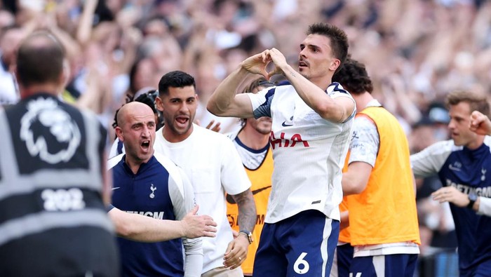Tottenham Hotspur Bertahan di Premier League, West Ham Turun ke Championship