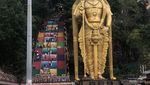 Naik 272 Tangga di Batu Caves, Wisata Religi di Malaysia