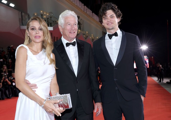 Sebelum membintangi Euphoria, putra dari aktris Carey Lowell ini sudah sering diperkenalkan oleh ayahnya ke dunia hiburan dengan menemanin aktor Pretty Woman itu berpose di karpet merah. Foto: Getty Images/Pascal Le Segretain