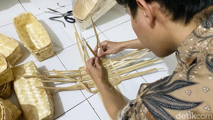 Besek Bambu di Malang Laris Manis Jadi Pengganti Plastik Jelang Idul Adha