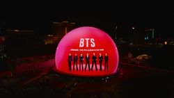 BTS Sulap Las Vegas Jadi Merah